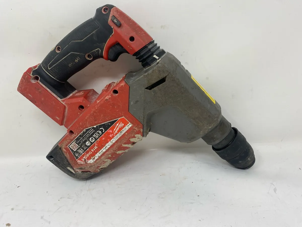 Milwaukee M18 ONEFHX 18V FUEL HAMMER DRILL - Image 2