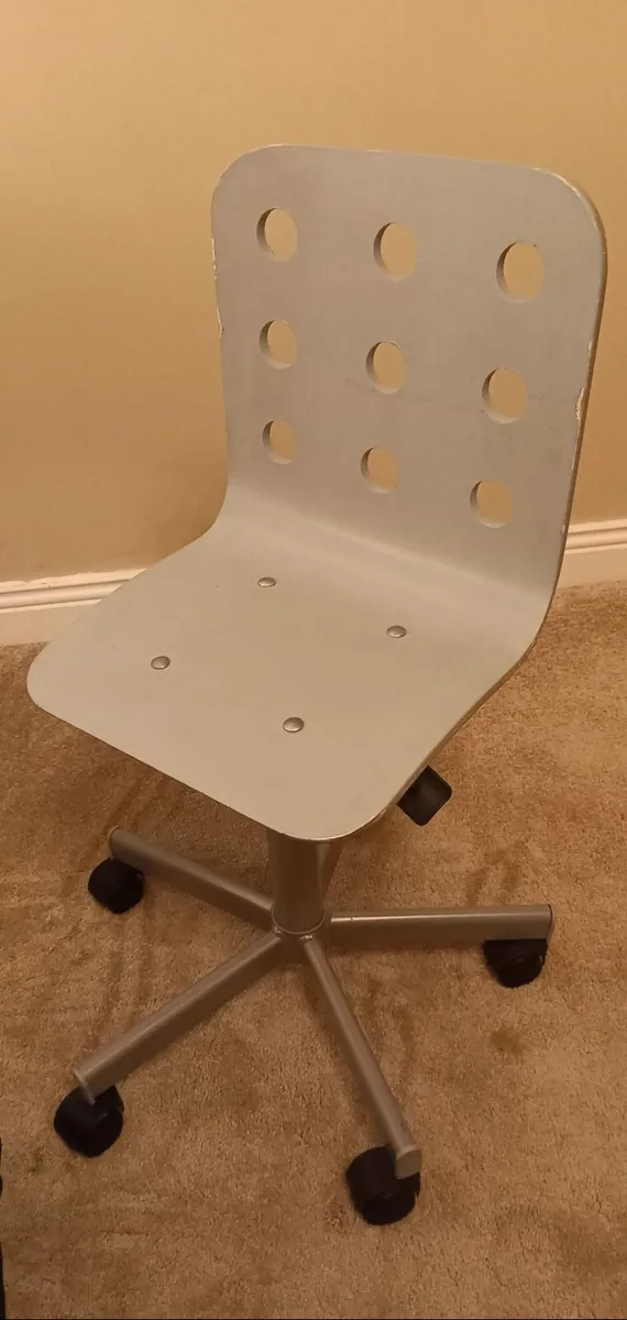 Children's Desk Chair