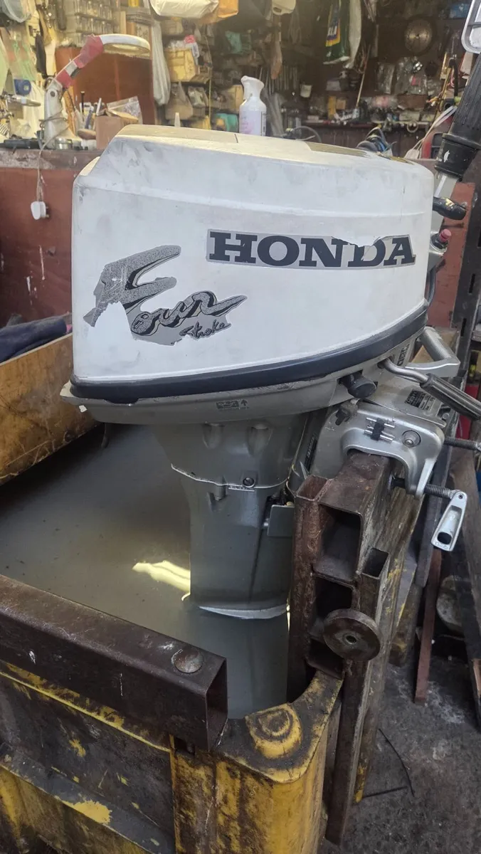 outboard engines - Image 1