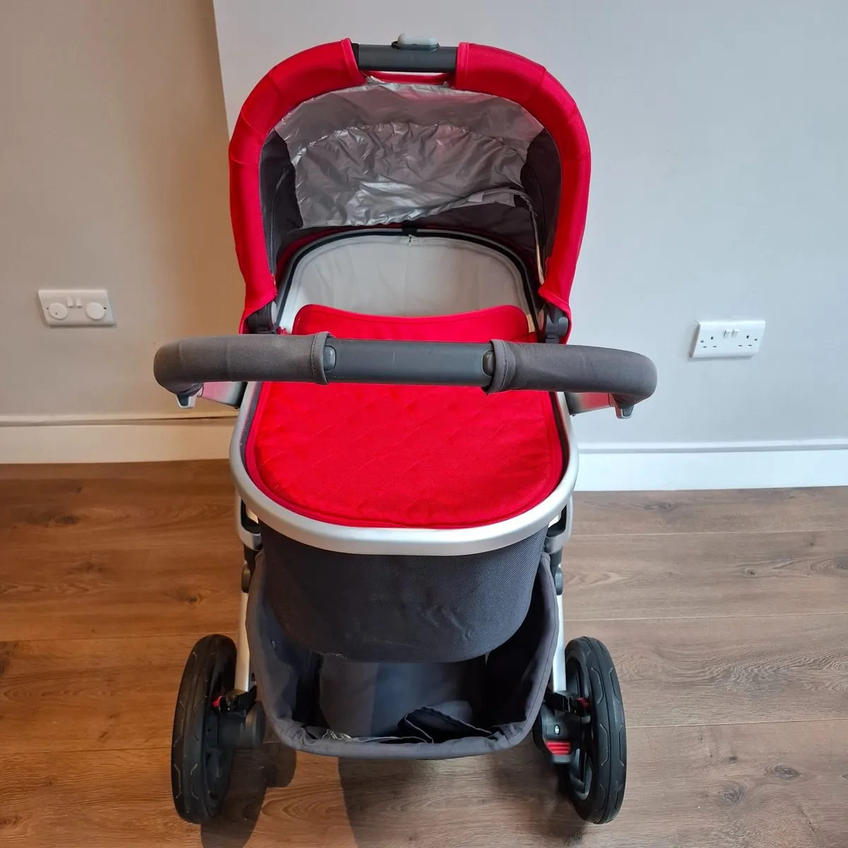 UPPAbaby Vista Red - Complete Bundle - Image 2