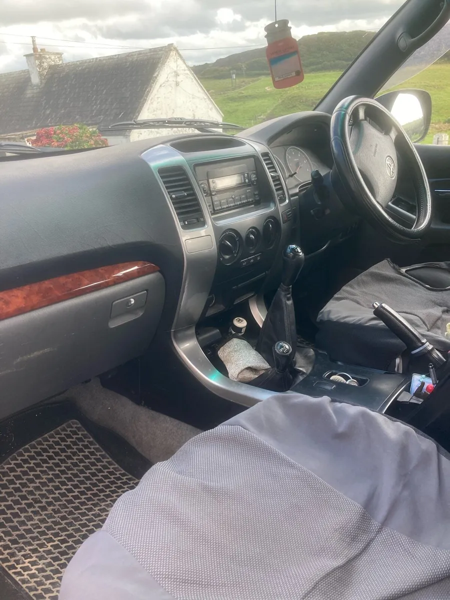 Toyota Landcruiser - Image 4