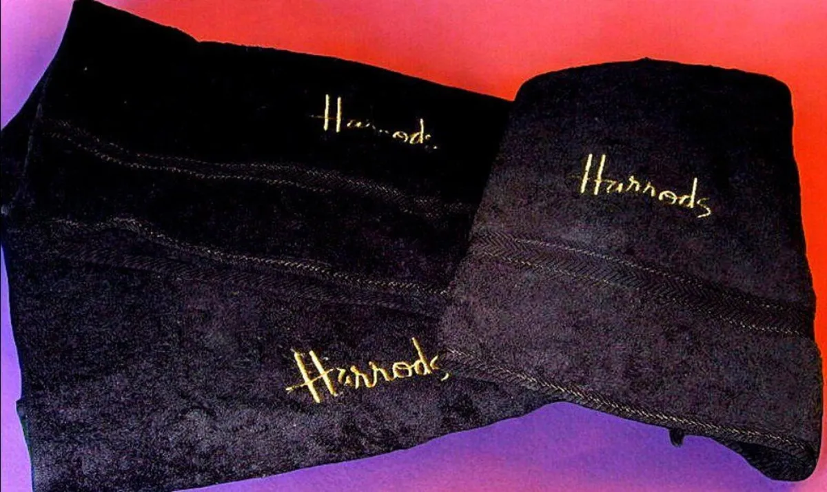 BNWT Authentic Harrods Luxury Towels - Set of 4 - Image 2