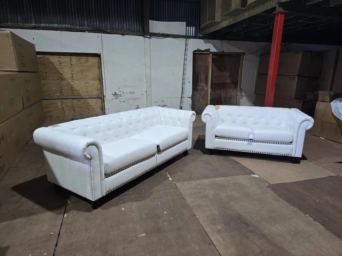 Hampton White 3+2 Seater Chesterfield Sofa Set - Image 2