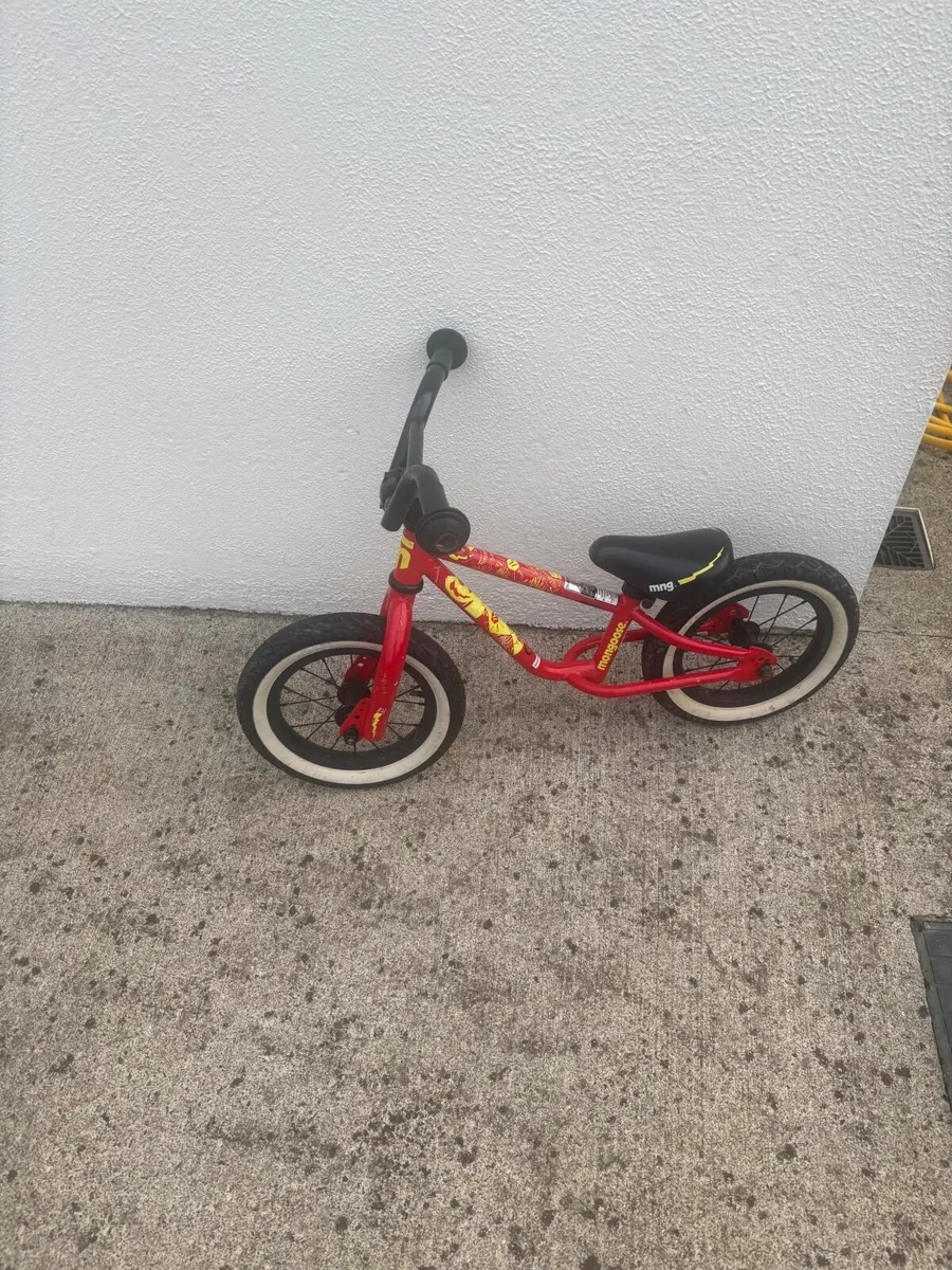 Kids balance bike suits 2-3 year old - Image 3