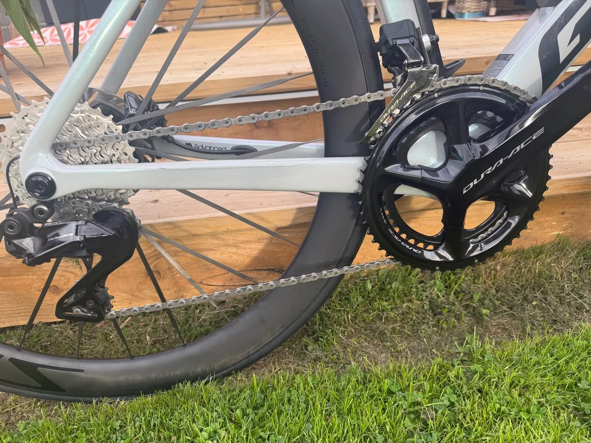 Giant propel advanced pro dura ace road bike - Image 4