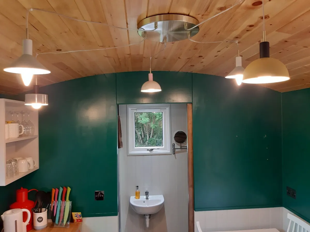 Glamping, Shepherd's hut, Garden room, Pod - Image 3