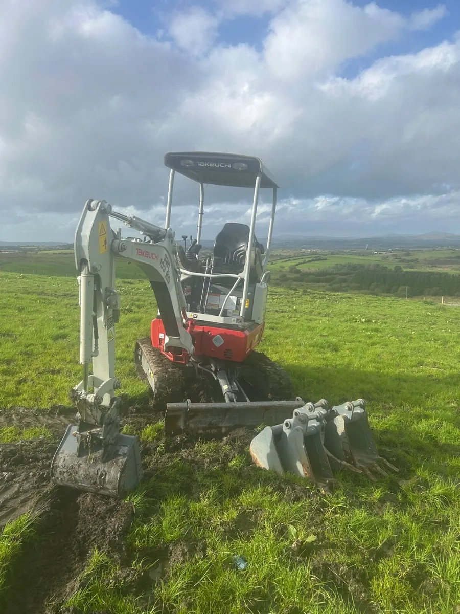 Takeuchi TB217 1.7T digger - Image 1