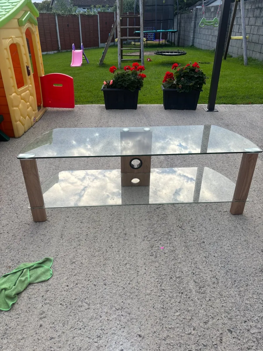 Tv stand - Image 1
