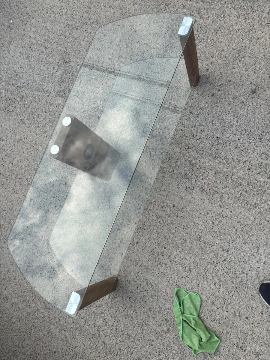 Tv stand - Image 2