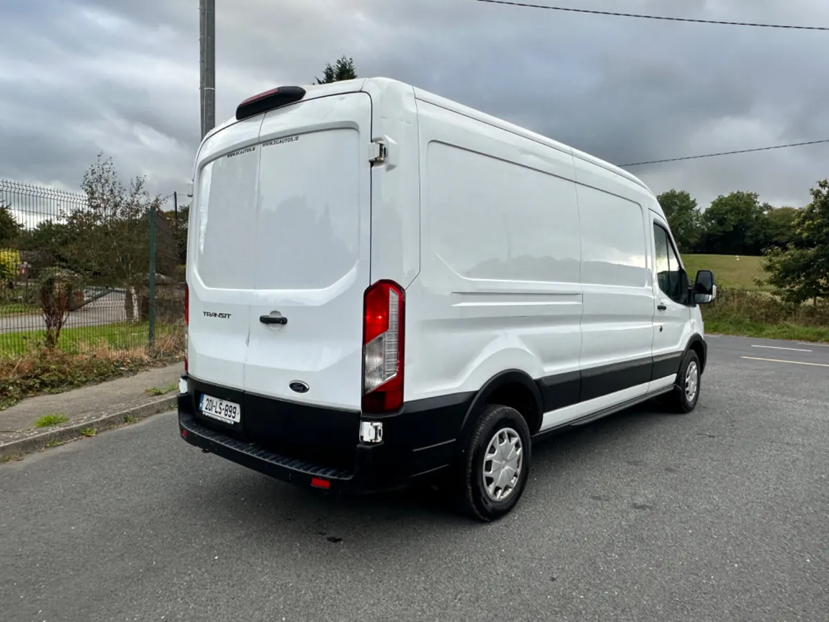 Ford Transit - Image 4