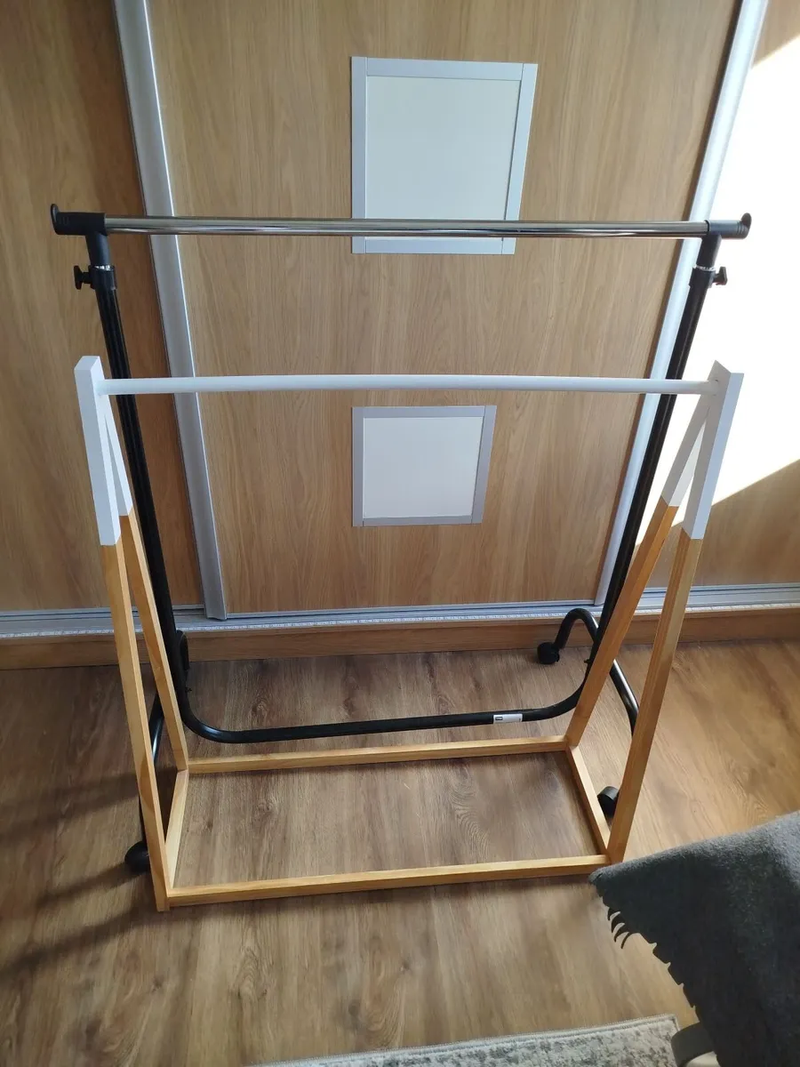 Wardrobes and storage - Image 4