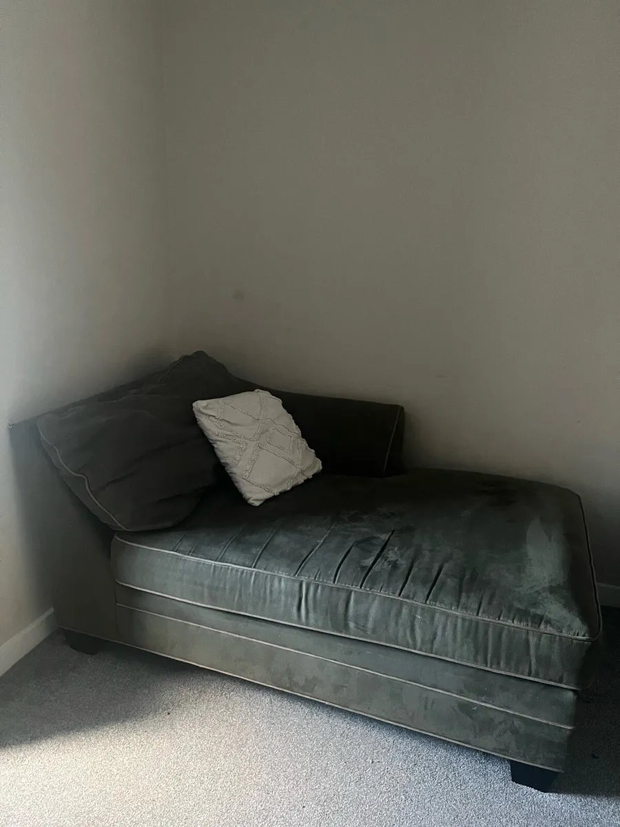 Couch - Image 1