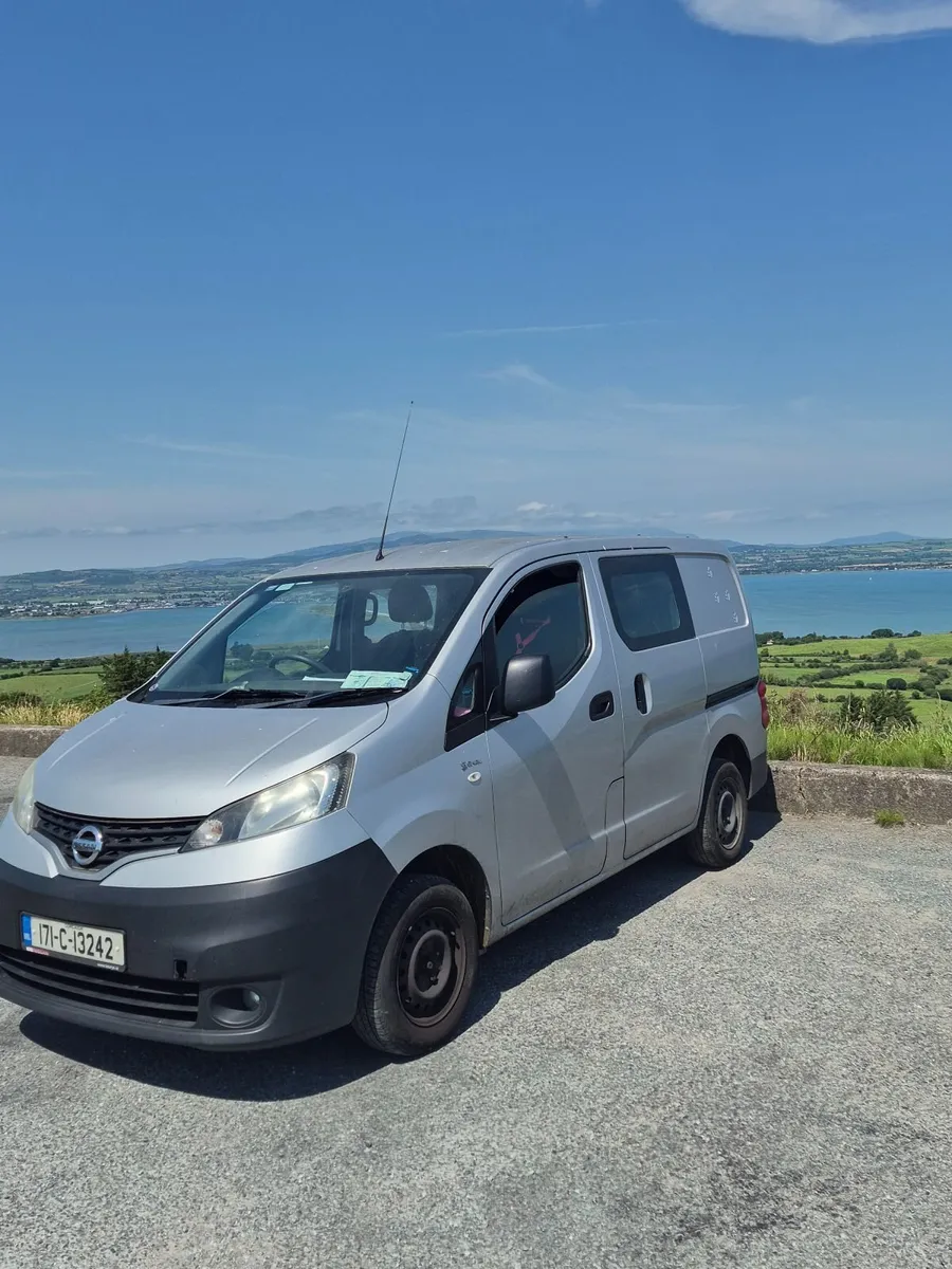 Rare Crew Cab Nissan NV200 2017 - Image 4