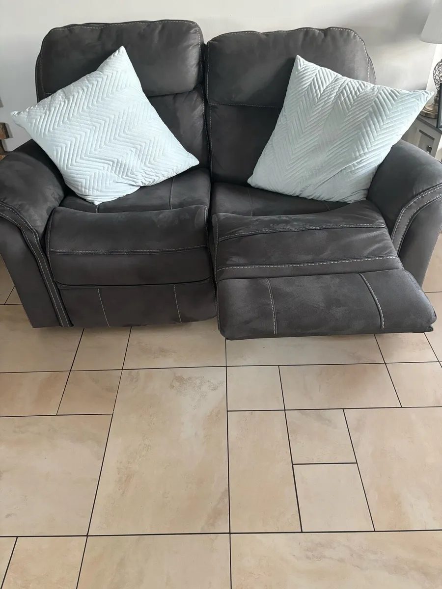 3 piece suite - Image 1