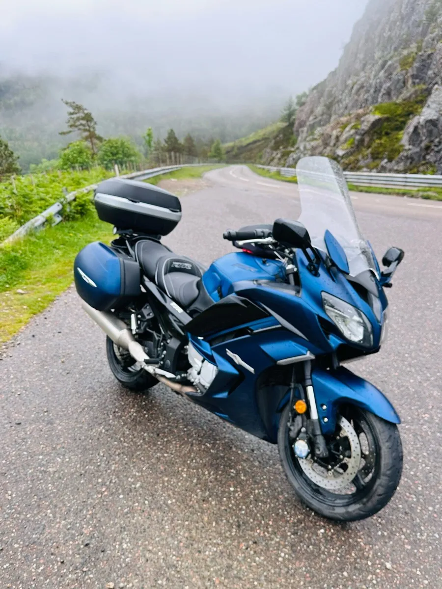 Yamaha FJR - Image 2