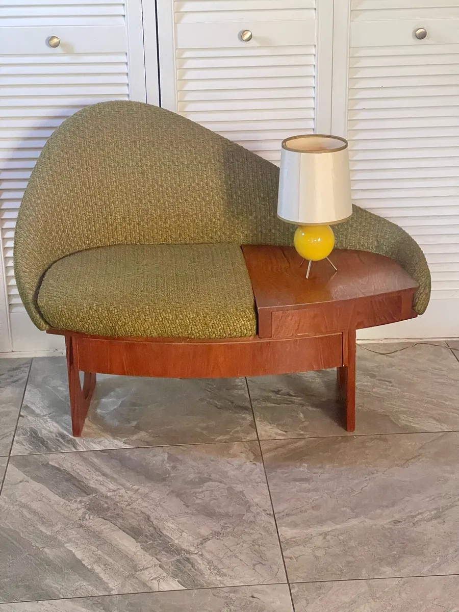 Mid century Gossip chair - Image 1