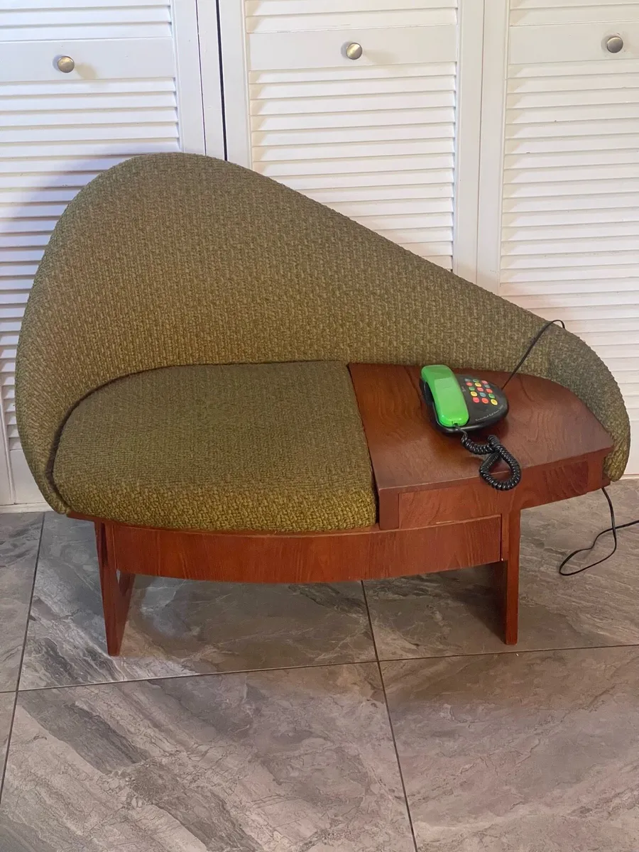 Mid century Gossip chair - Image 3