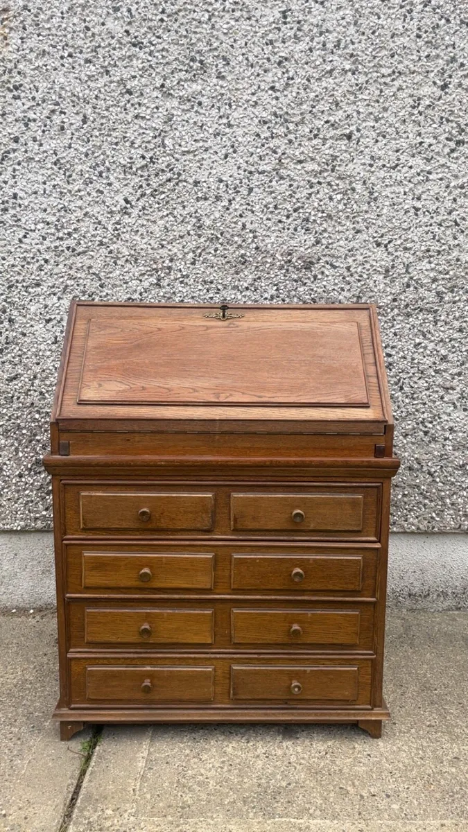 Classic Style Dresser - Image 3