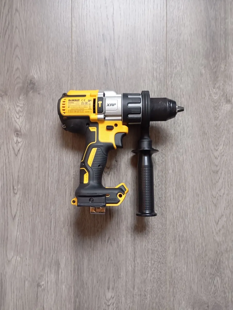 DeWalt dcd996 Combi Drill (New) - Image 2