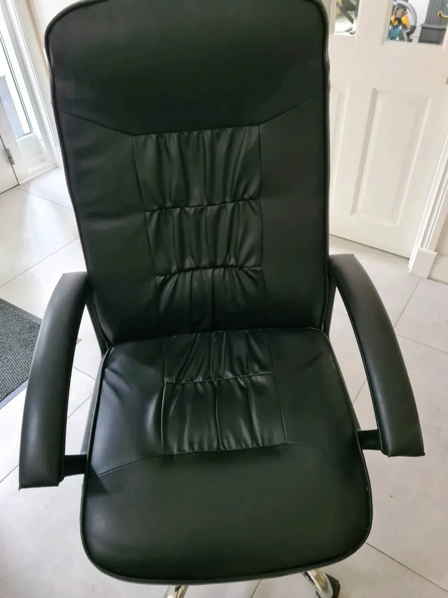 Office chair - Image 4