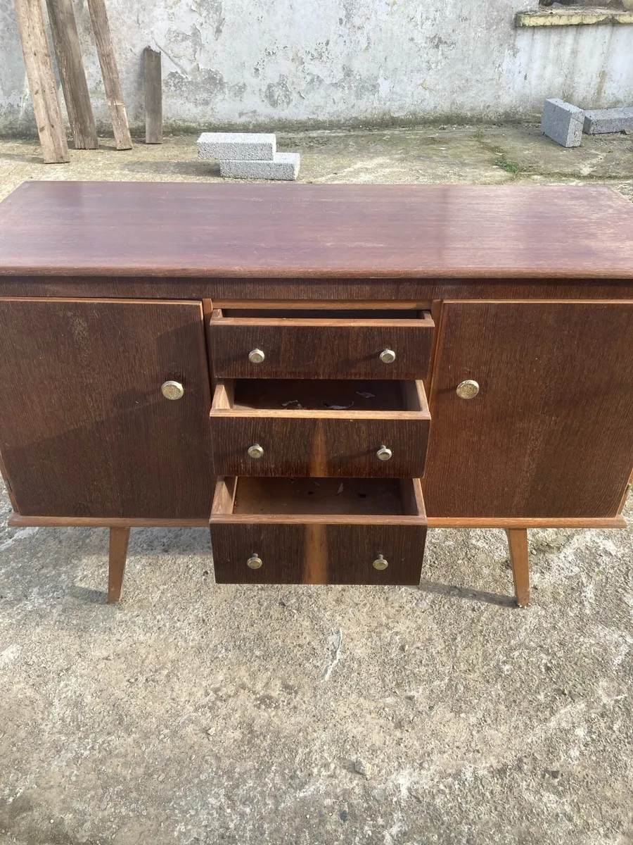Wooden dresser - Image 2
