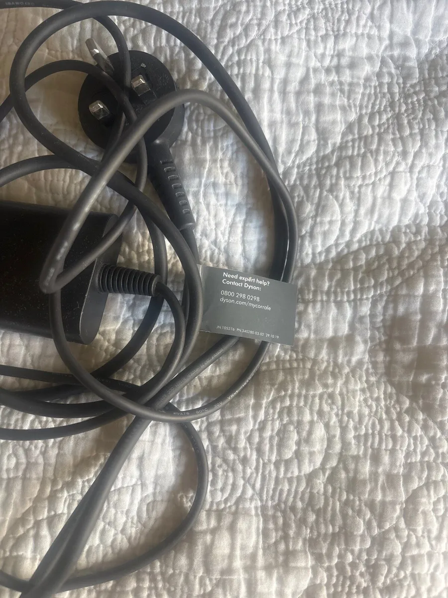 Dyson Hair Straightener - Image 4