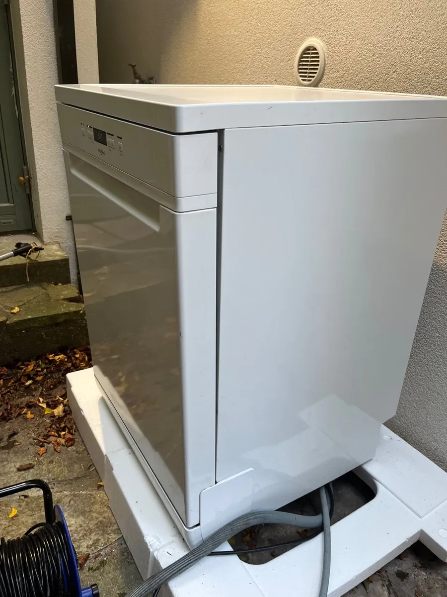 Dishwasher - Image 3