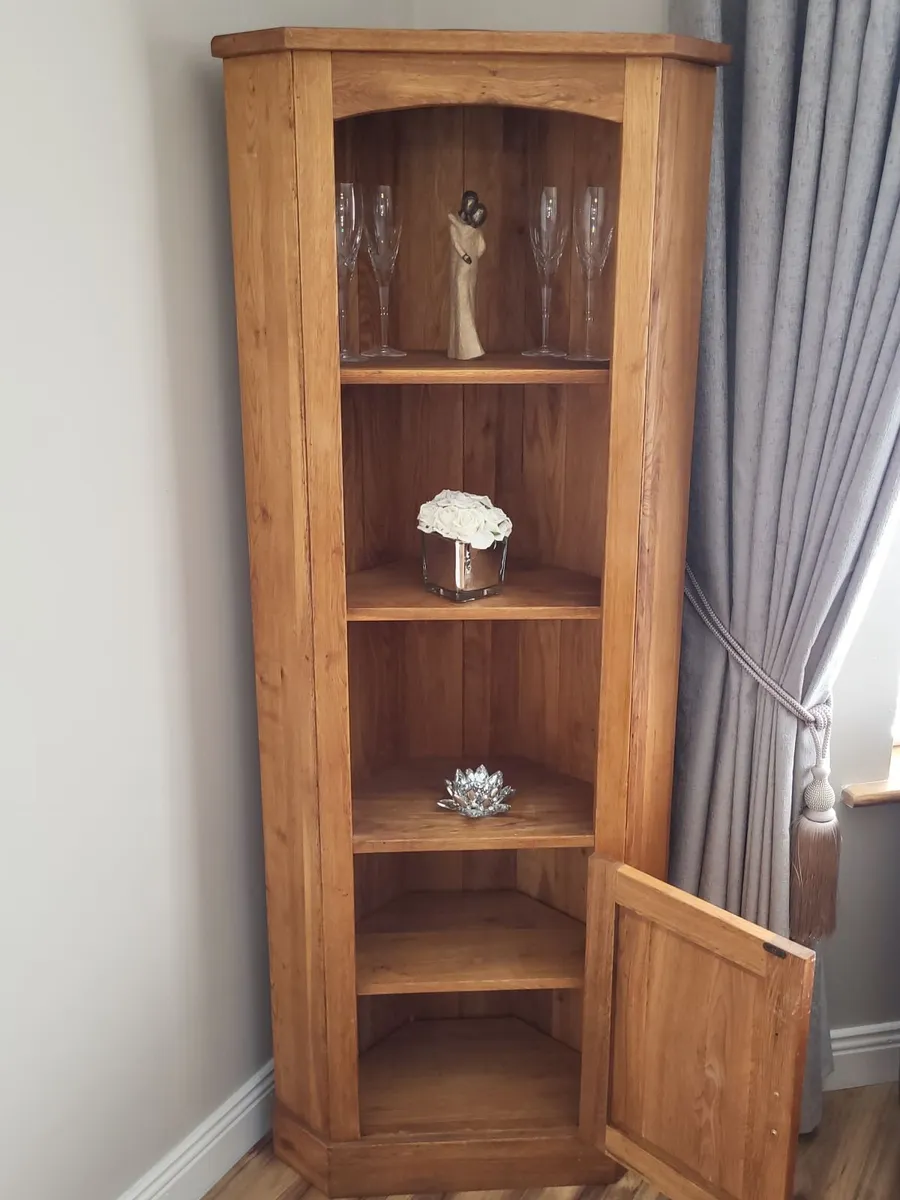 Corner Display Unit - Image 1