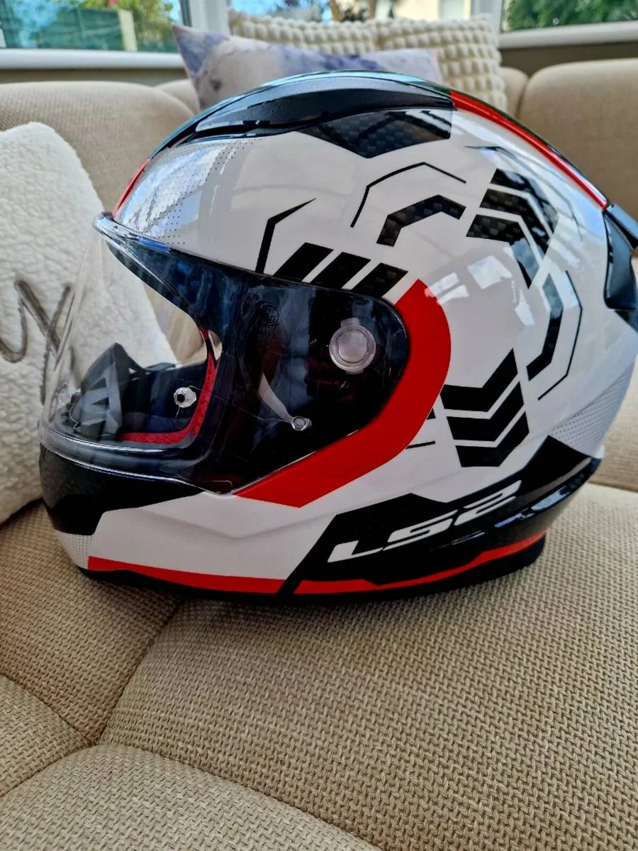 LS2 Rapid Helmet Full Face Size XL - Image 2