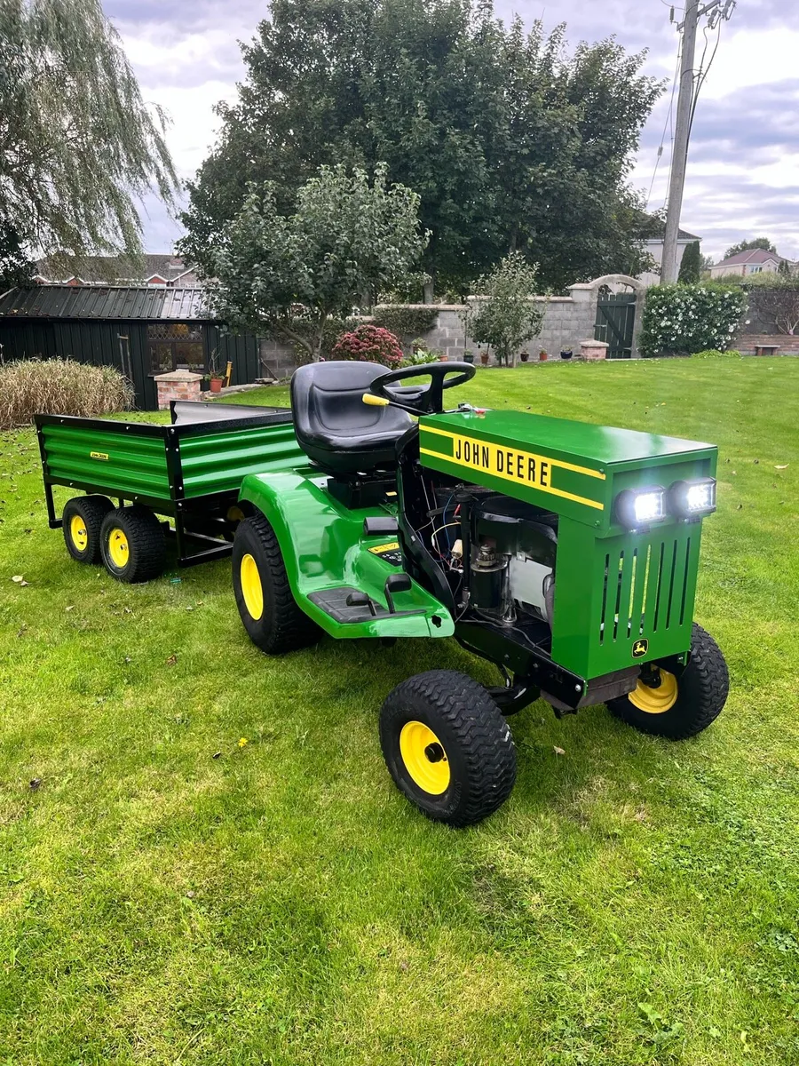 John Deere Tractor & Trailer - Image 1
