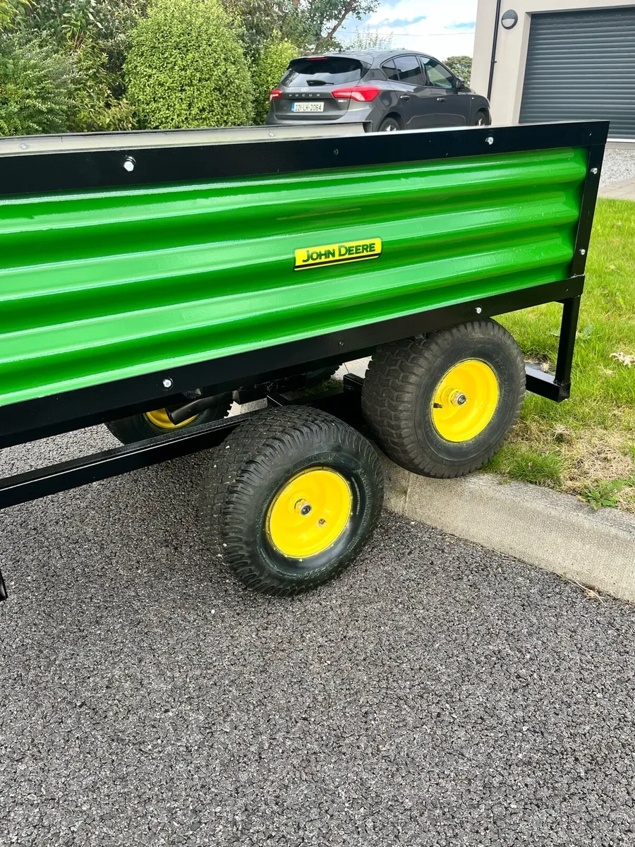 John Deere Tractor & Trailer - Image 2