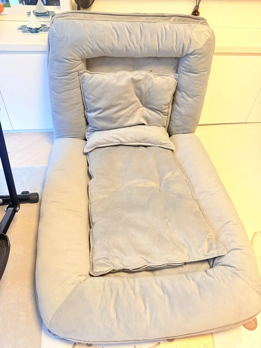sofa bed - Image 1