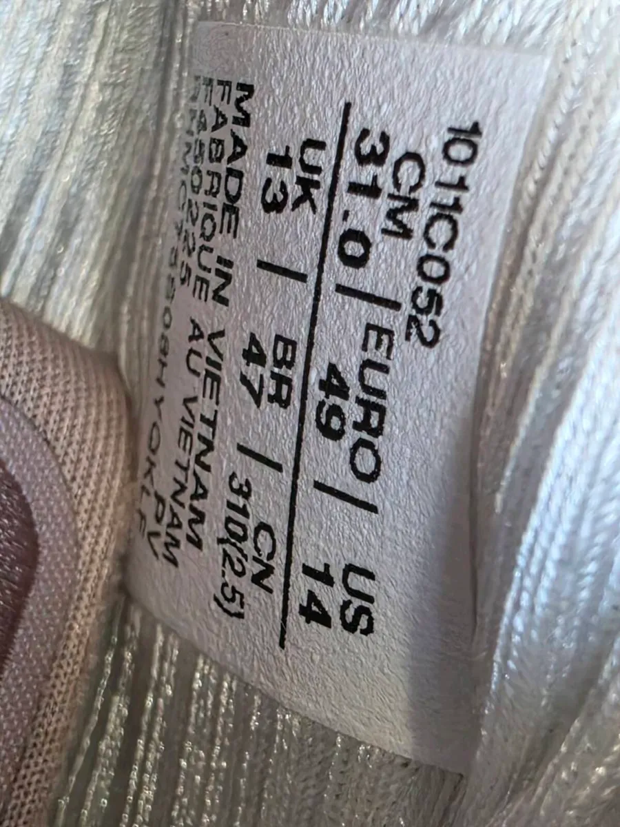 Brand New ASICS Gel-Kayano 32 - UK 13, EU 49 - Image 3