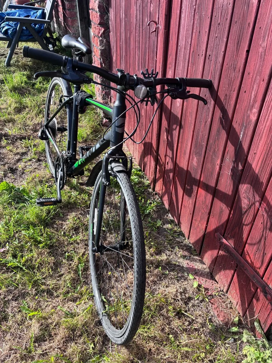 Giant Escape 2 Bike /medium/excellent condition - Image 3
