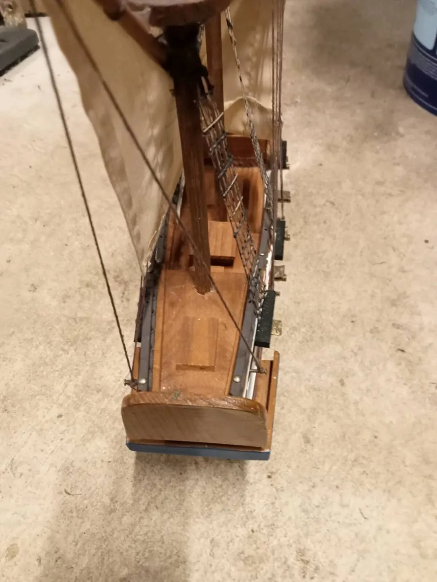 Old model ship - Image 3