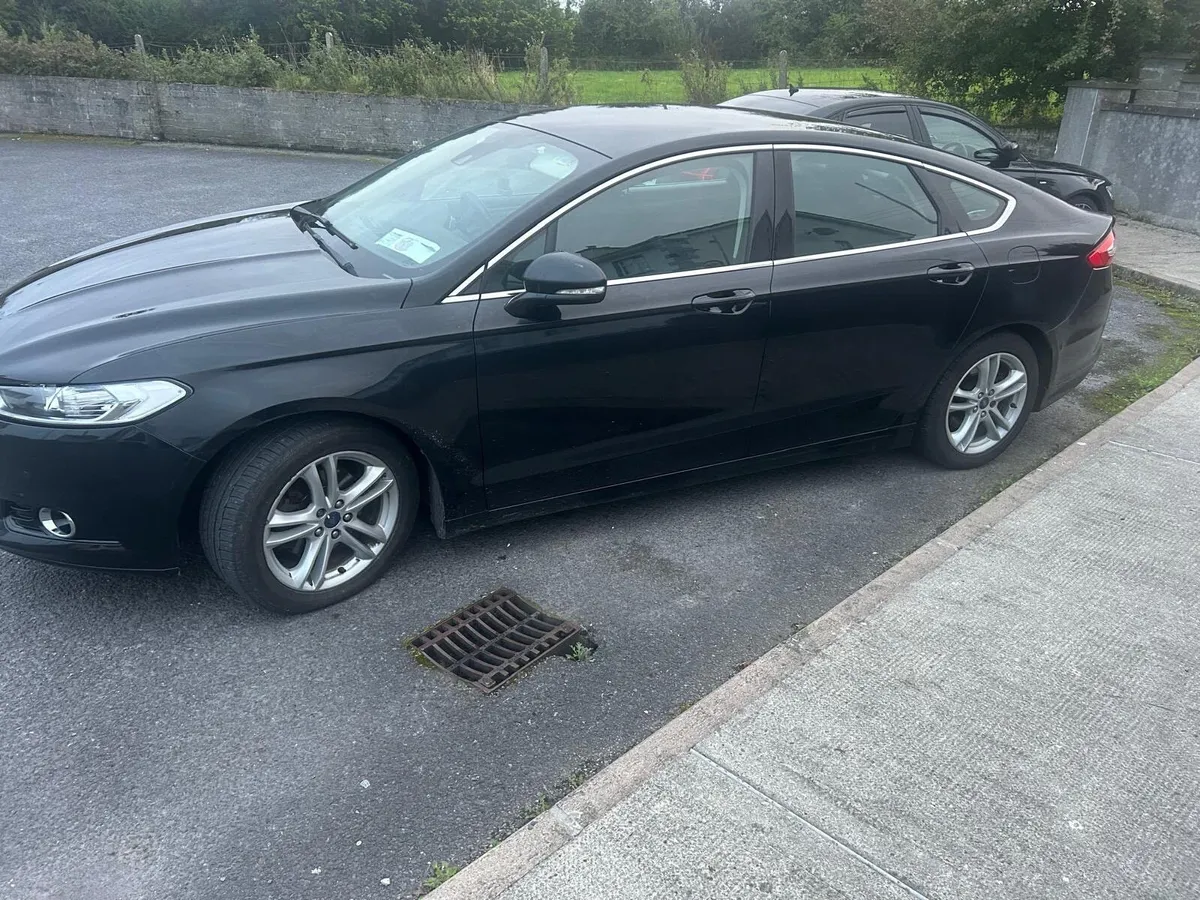 Ford mondeo 2l titanium 2015 - Image 3
