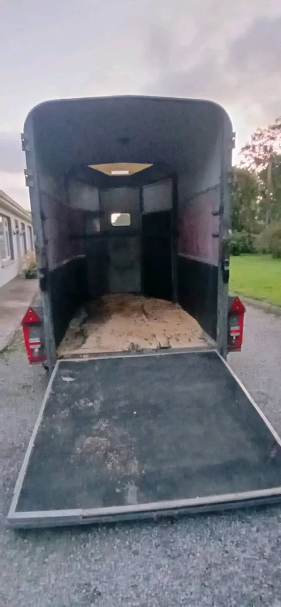 Ivor williams horse box - Image 4