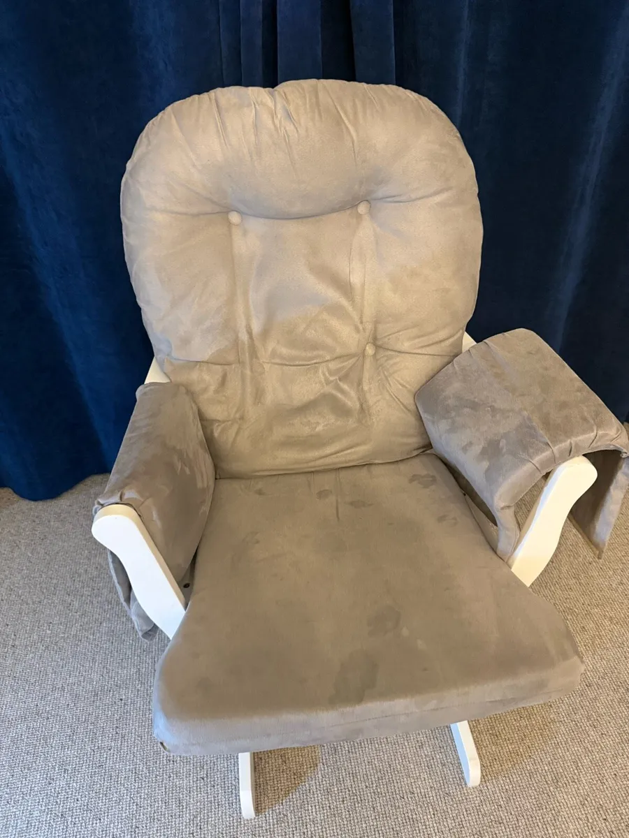 Nursery Chair - Image 4