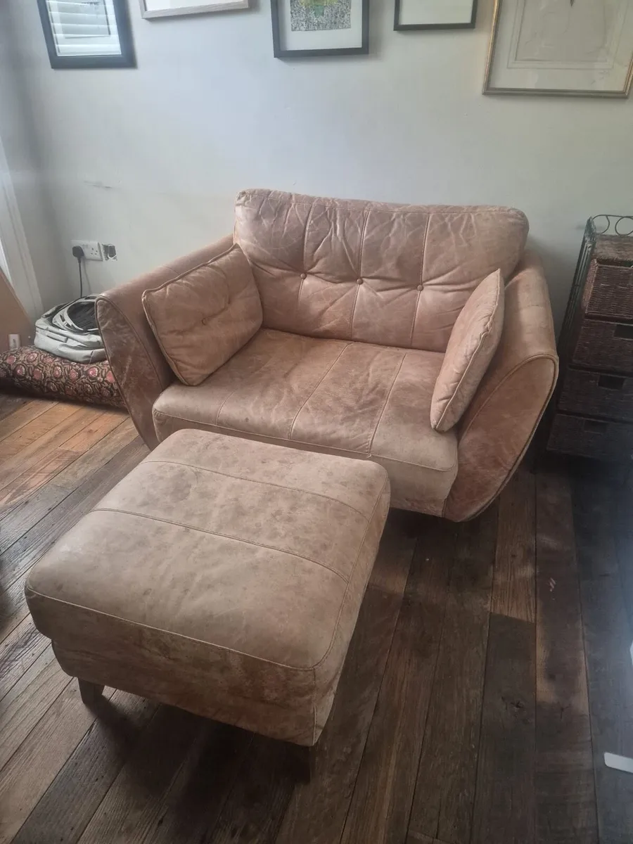 Loveseat armchair & footrest - Image 2