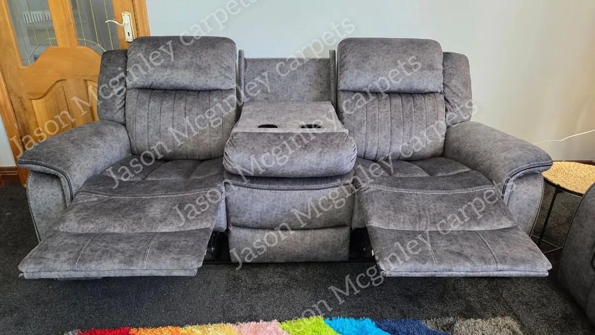 Huge Range of Reclining Sofas - Image 3
