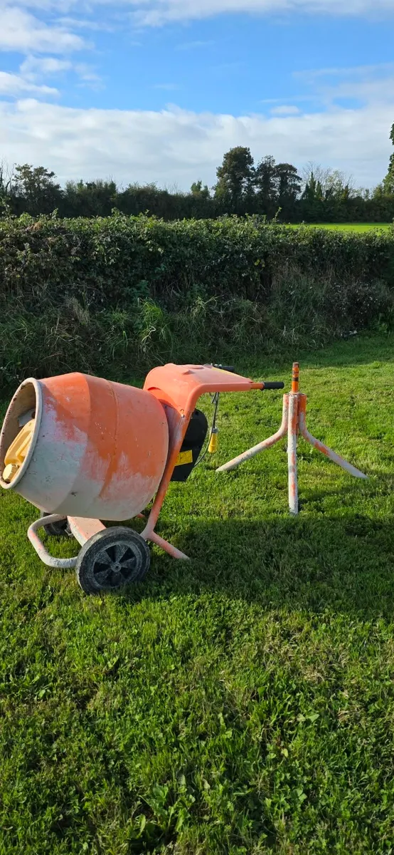 Cement Mixer - Image 1