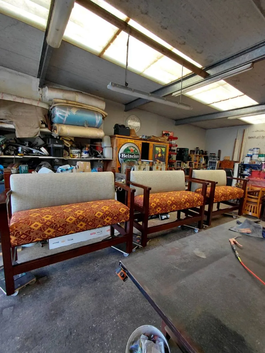 Bar pub Stools tables furniture view adds below - Image 1