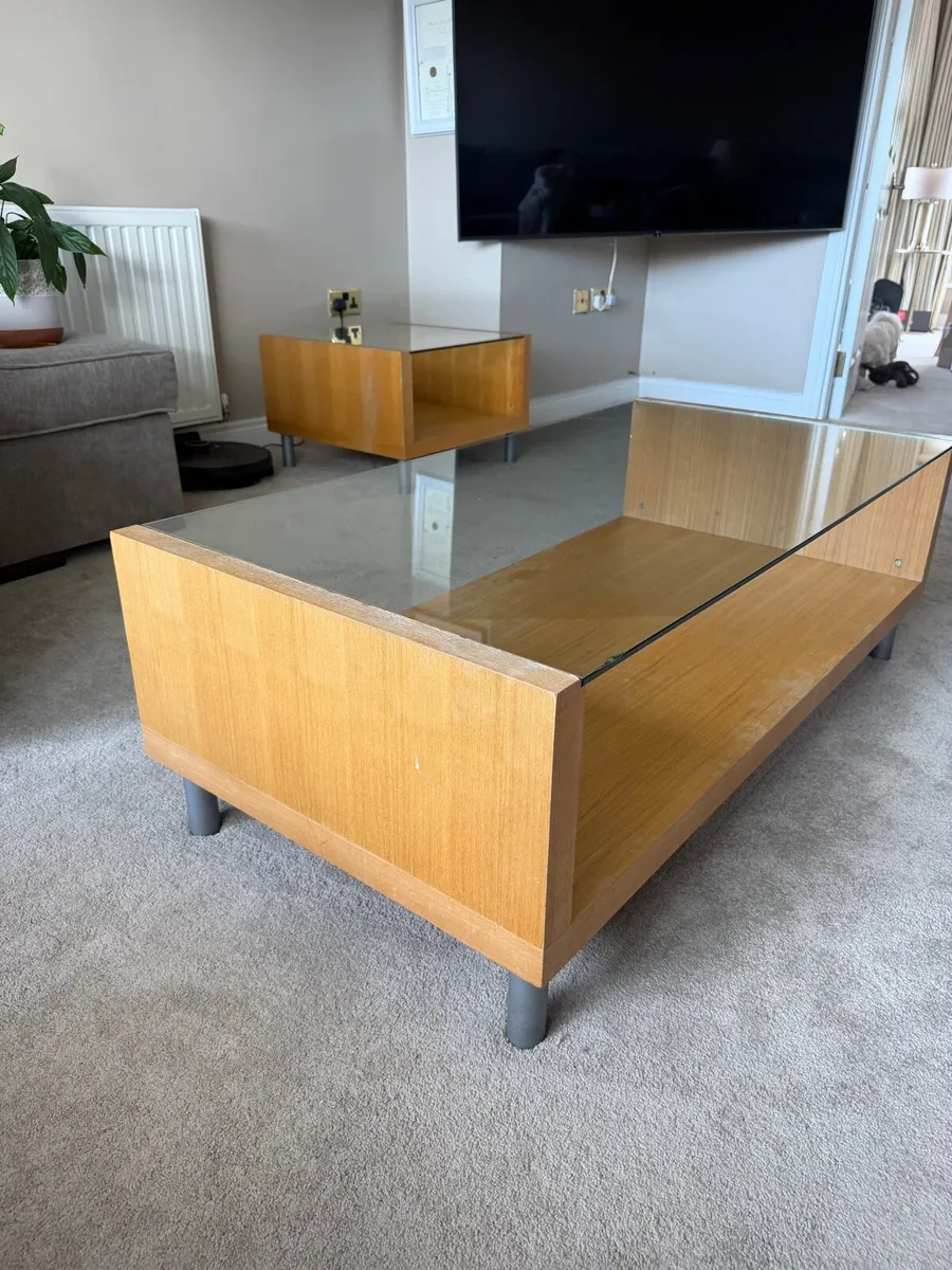 Glass & wood coffee table - Image 4