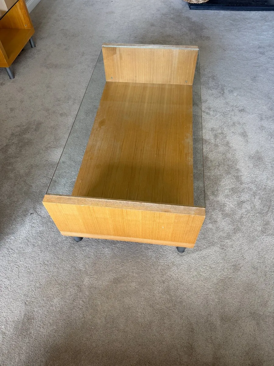 Glass & wood coffee table - Image 2