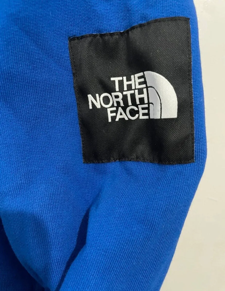 Northface Men’s Medium Blue Hoodie - Image 3