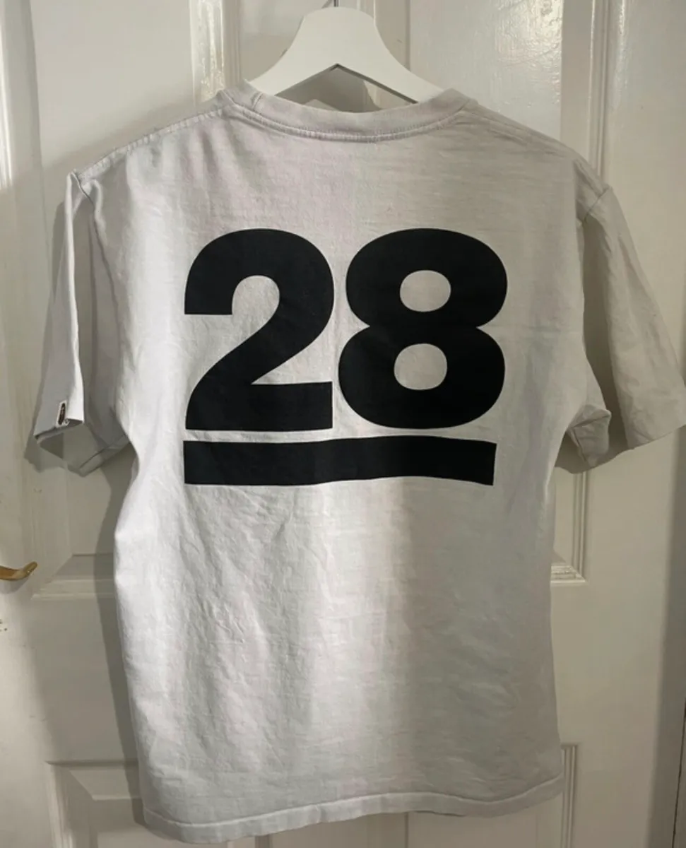 Bathing Ape Men’s Medium White Printed Tee - Image 2