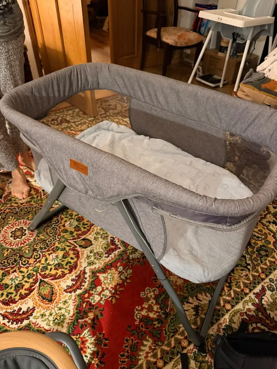 Baby Elegance Kangu Foldable Cot / Crib