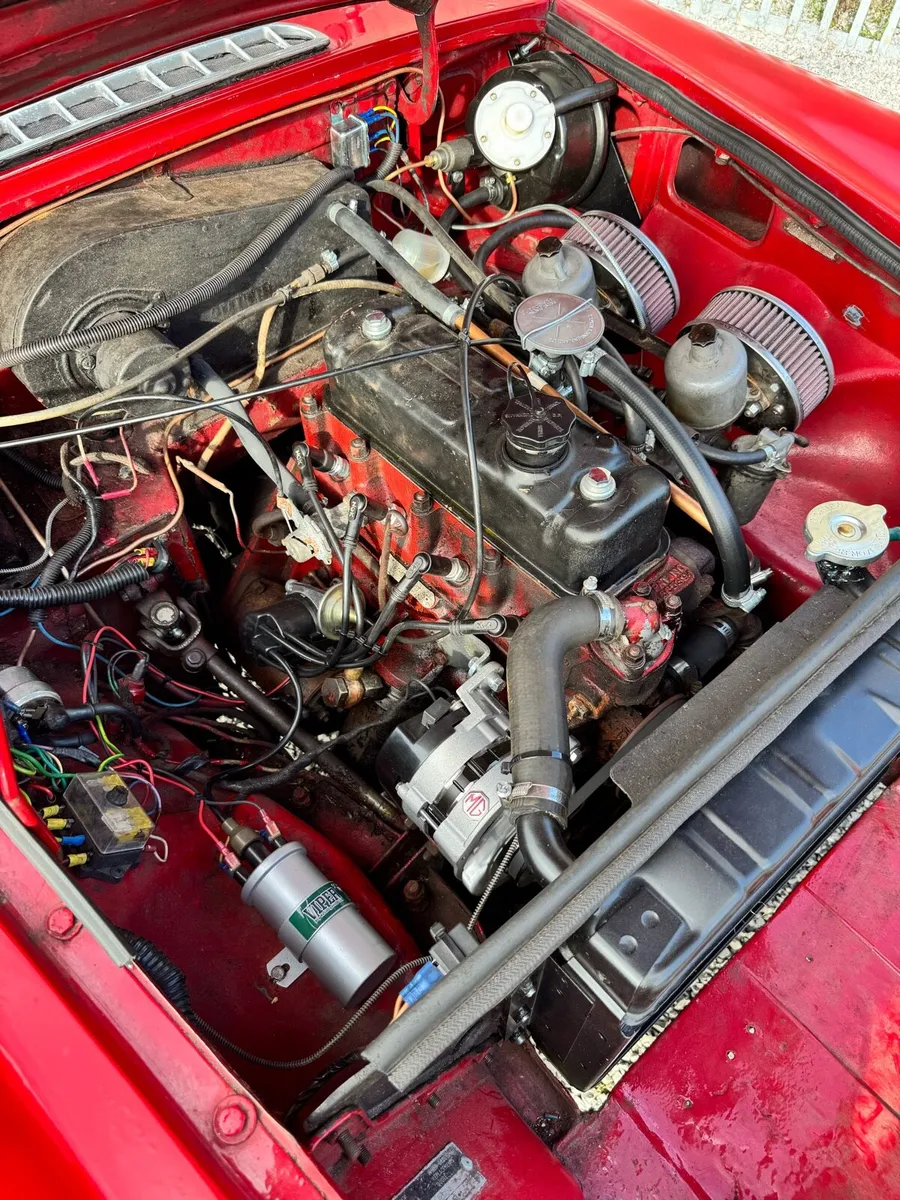 Mgb 3 bearing engine and 3 syncro gearbox - Image 2