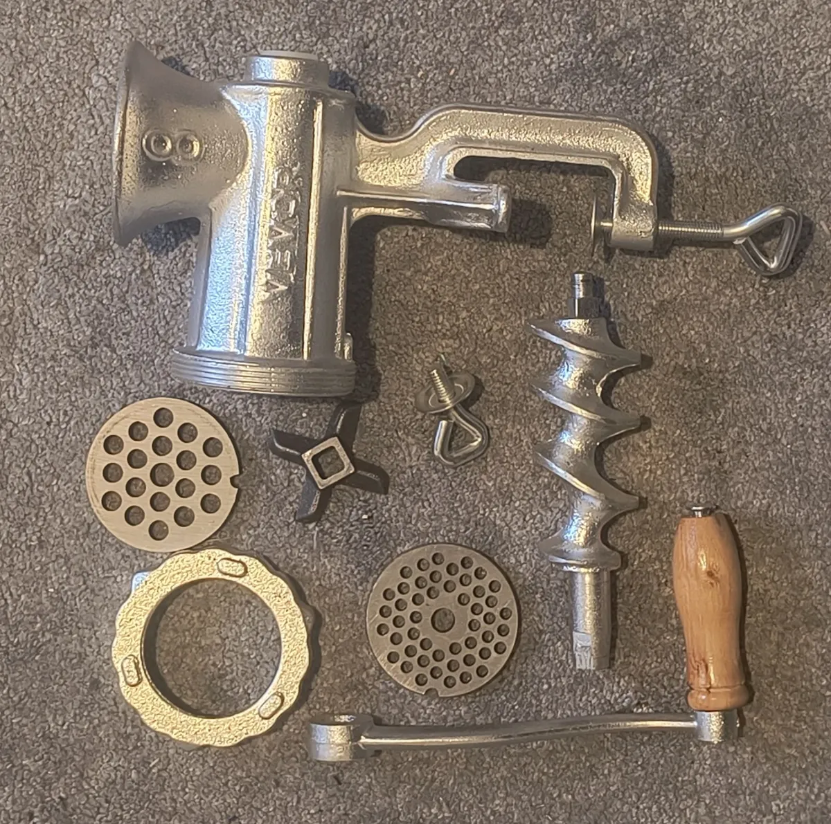 VEVOR Manual Meat Grinder New - Image 3