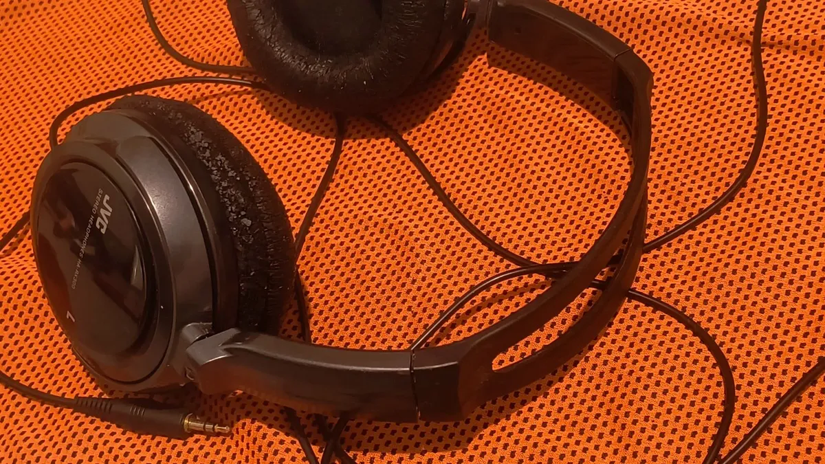 JVC HA-RX300 Headband Headphones - Image 3